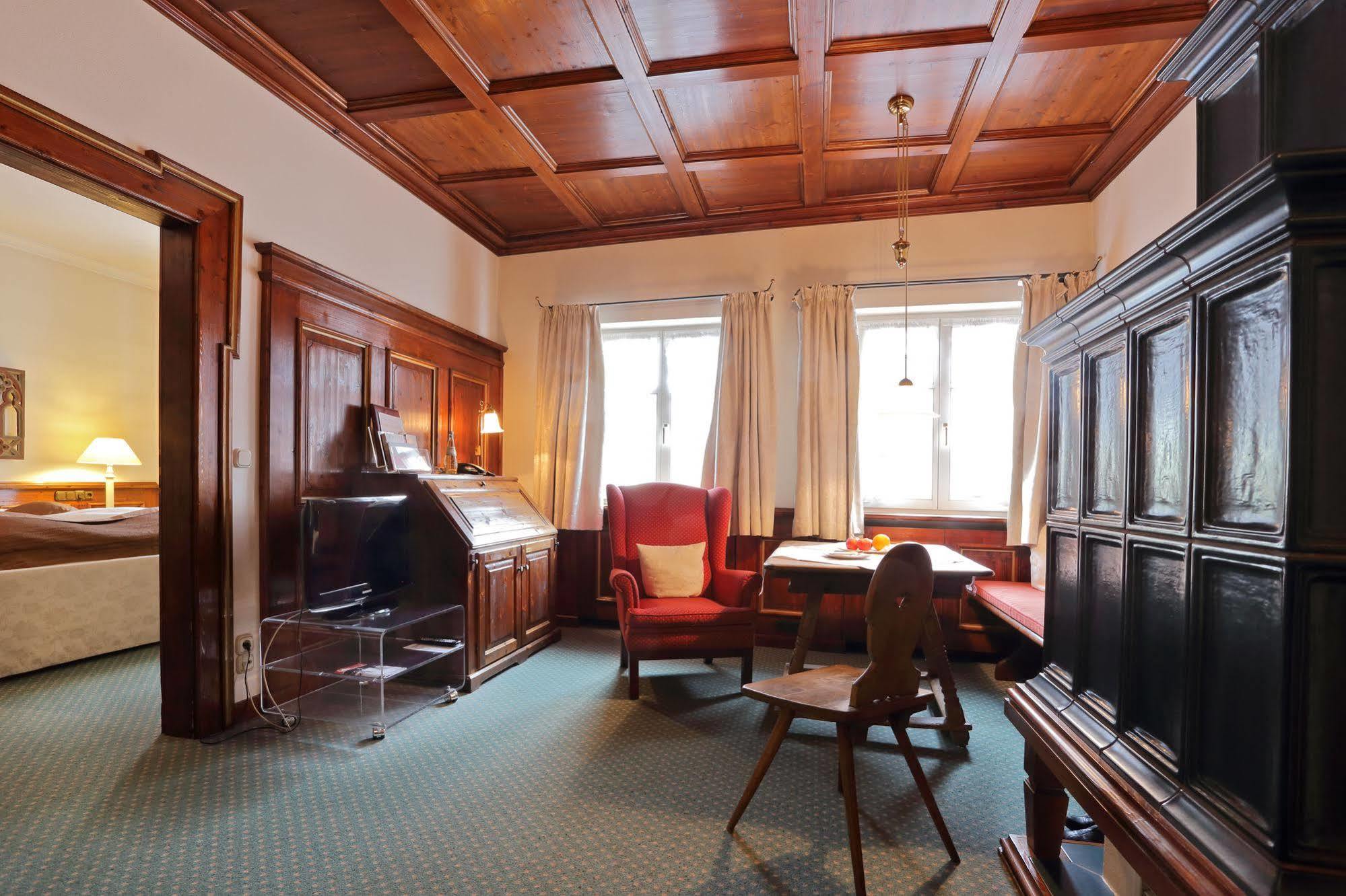 Romantik Hotel Zur Schwane Volkach Zewnętrze zdjęcie