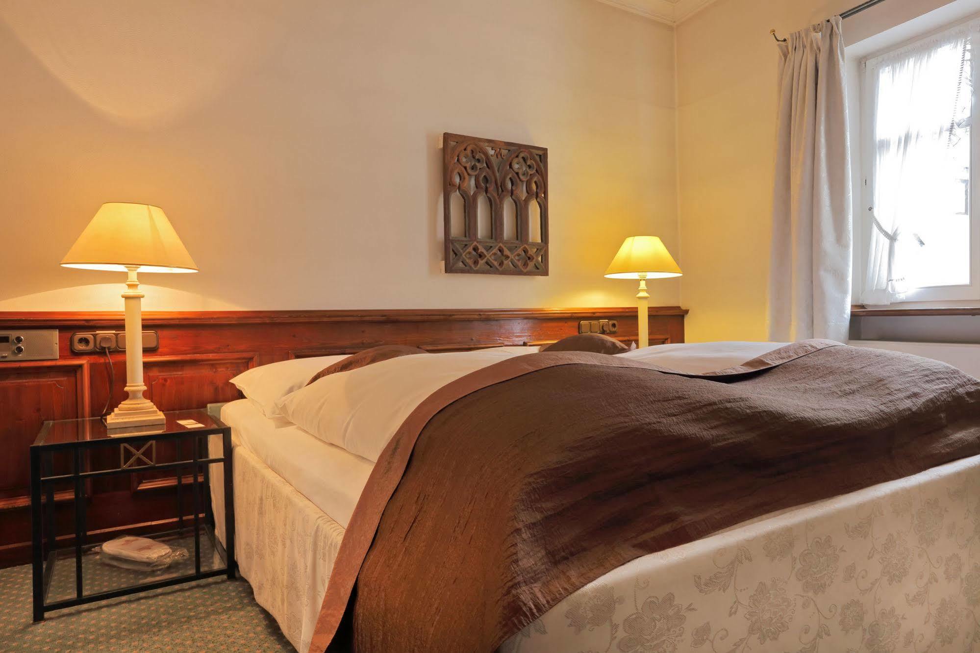 Romantik Hotel Zur Schwane Volkach Zewnętrze zdjęcie